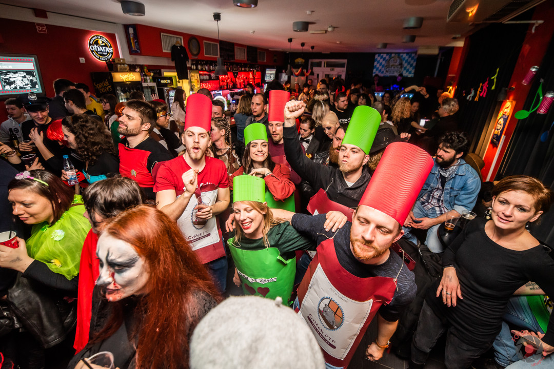 Lukec Open After / Veliko pustovanje z The Rafters