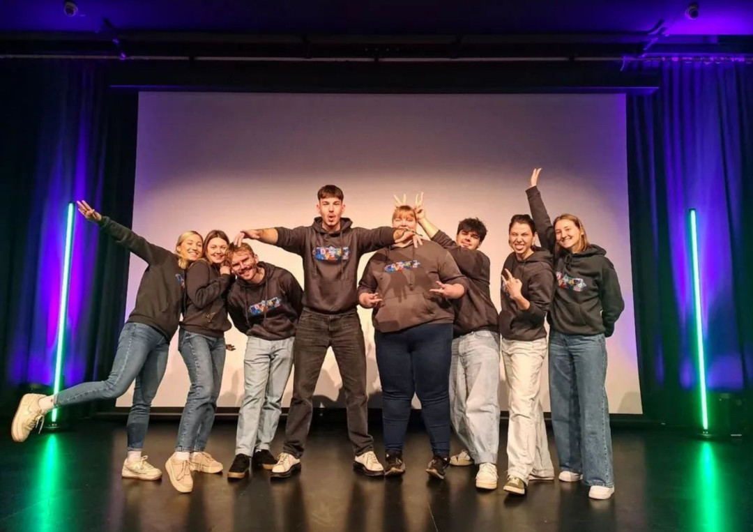 Mladi prostovoljci v objektivu