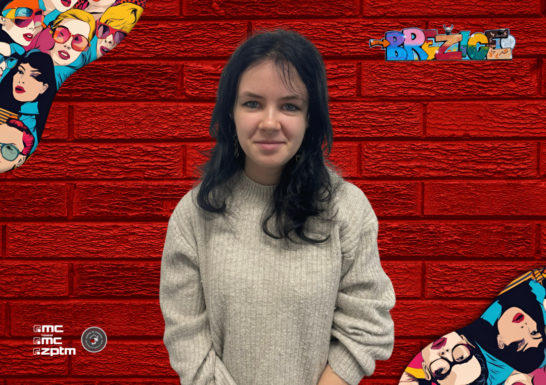 Nova praktikantka v pisarni