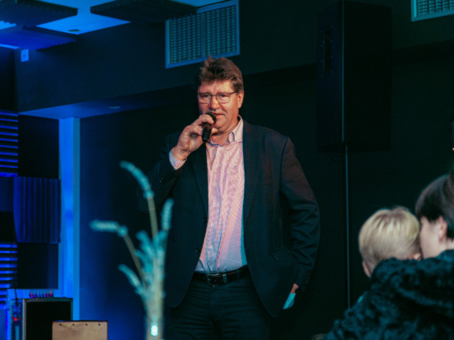 Otvoritev glasbene vadnice