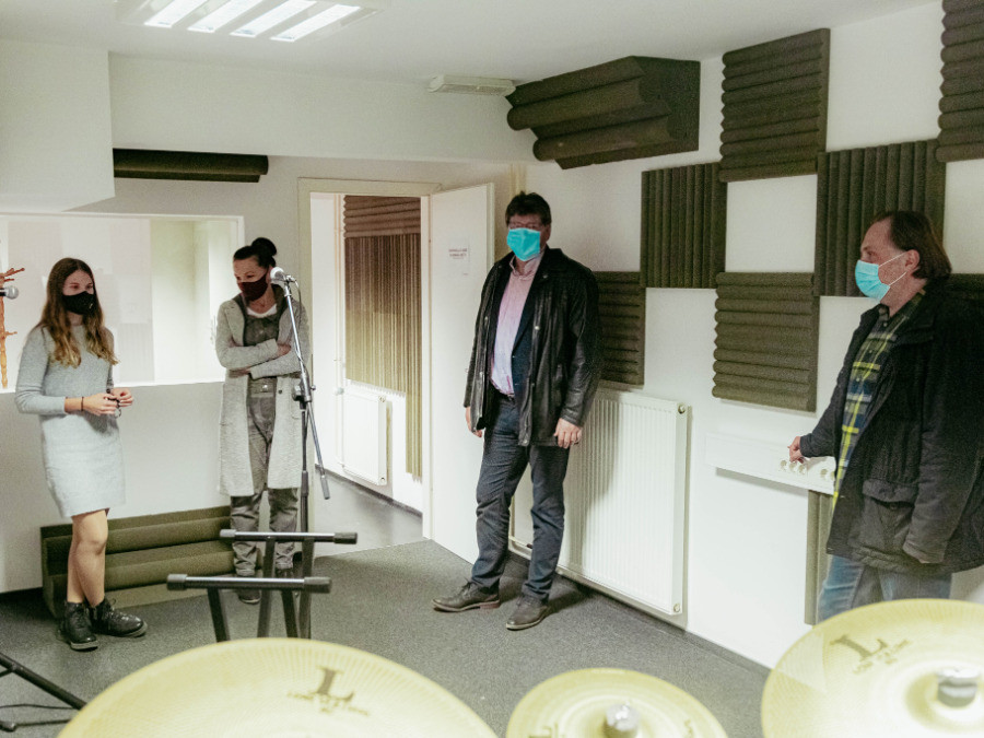 Otvoritev glasbene vadnice