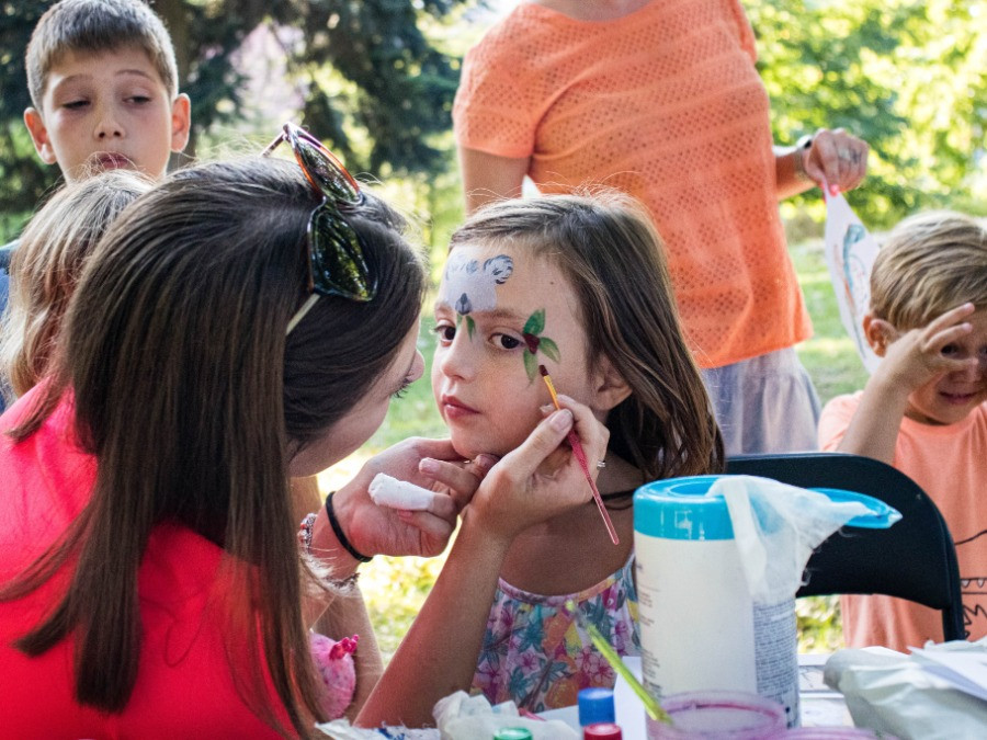 Postani prostovoljec