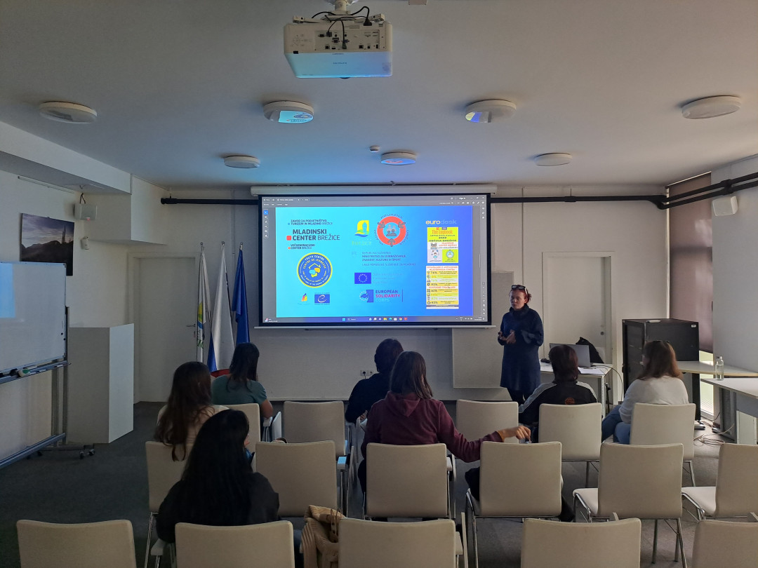 Predstavitev programov in prostorov MC Brežice študentom Fakultete za turizem