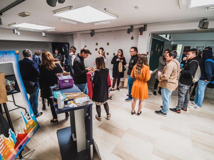 Regijski posvet za mlade