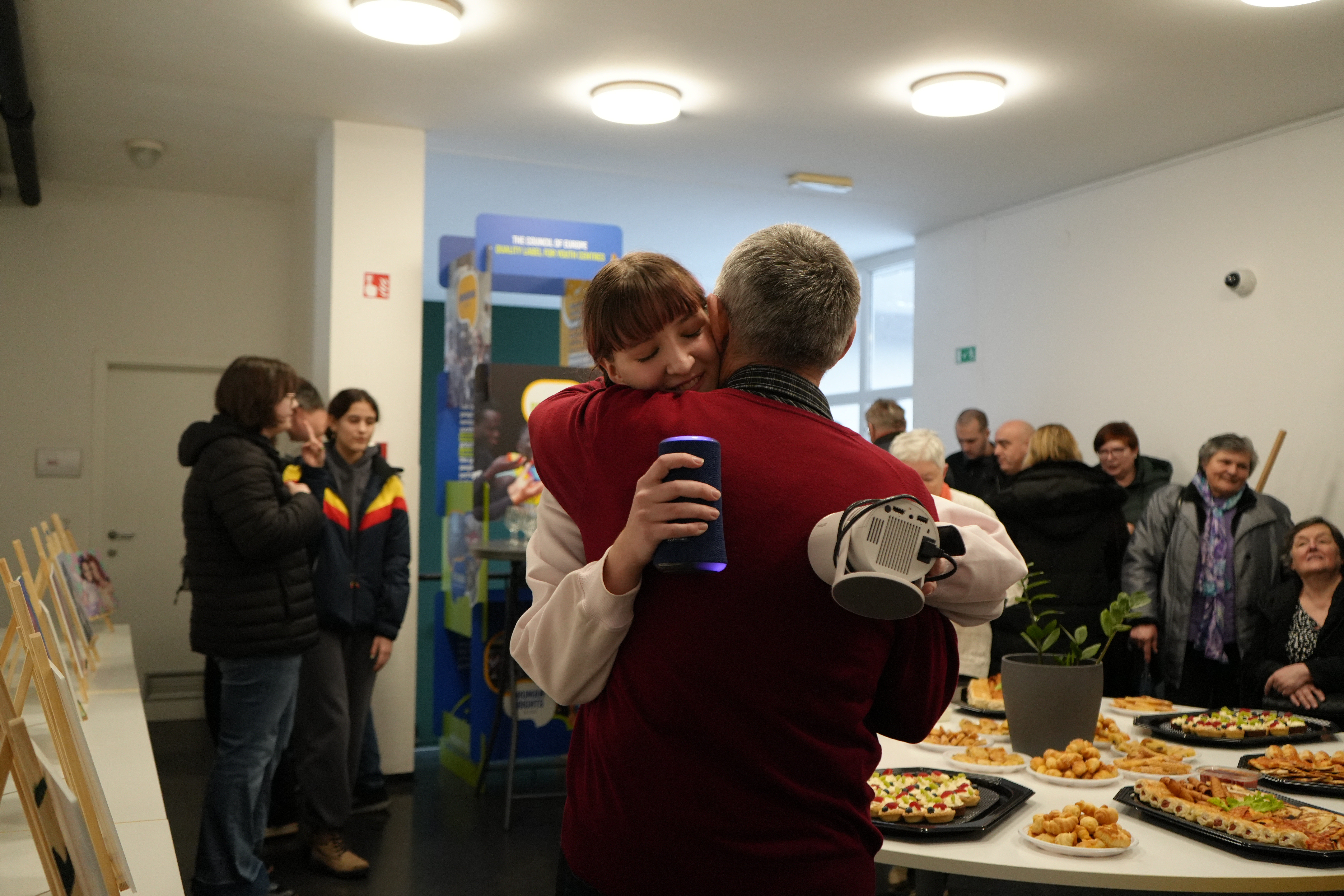 V drugem svetu – digitalna umetnost mlade ustvarjalke Neli