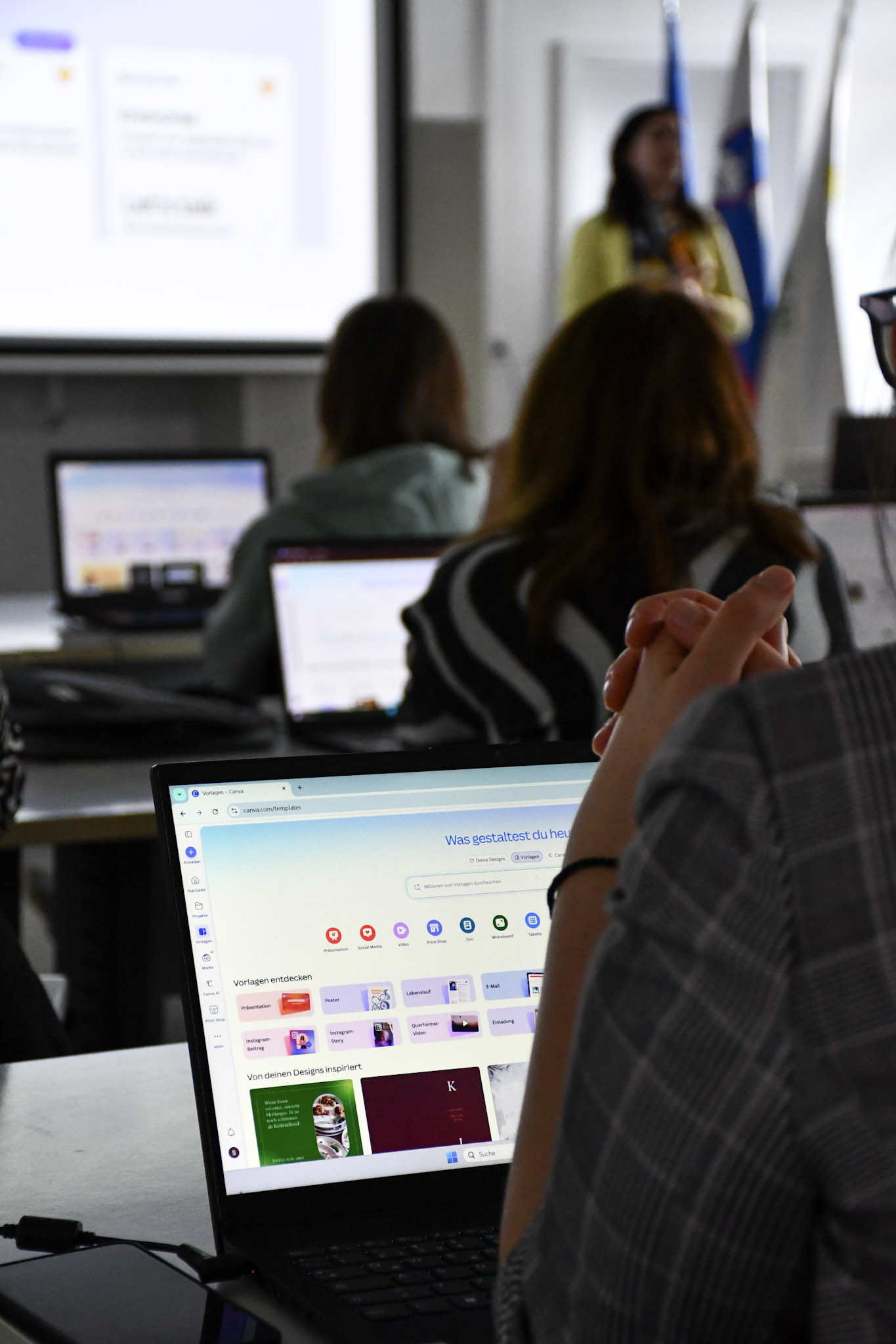 Canva + AI: tvoj novi poslovni asistent