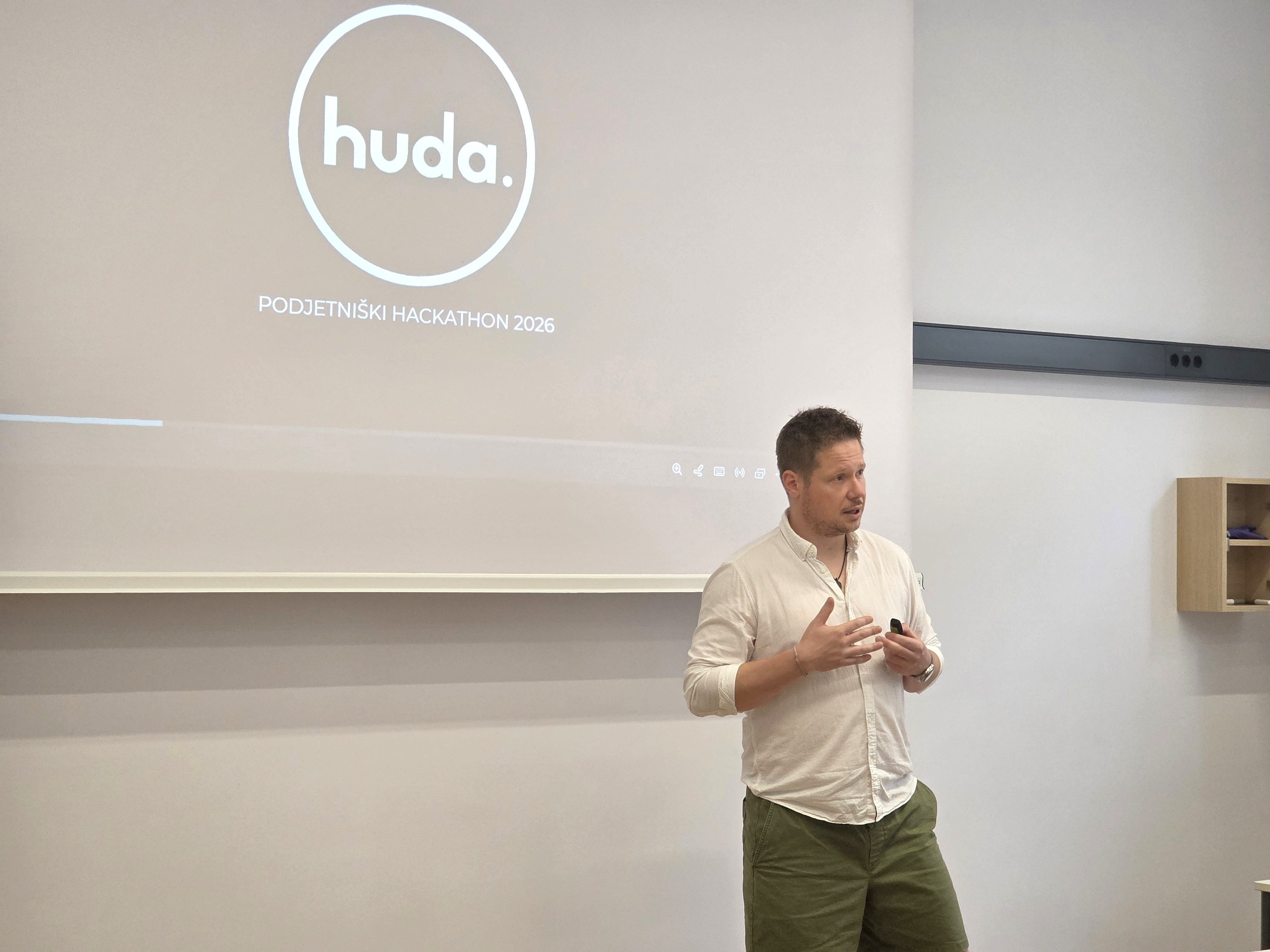 Prvi turistično-podjetniški hackathon v Brežicah