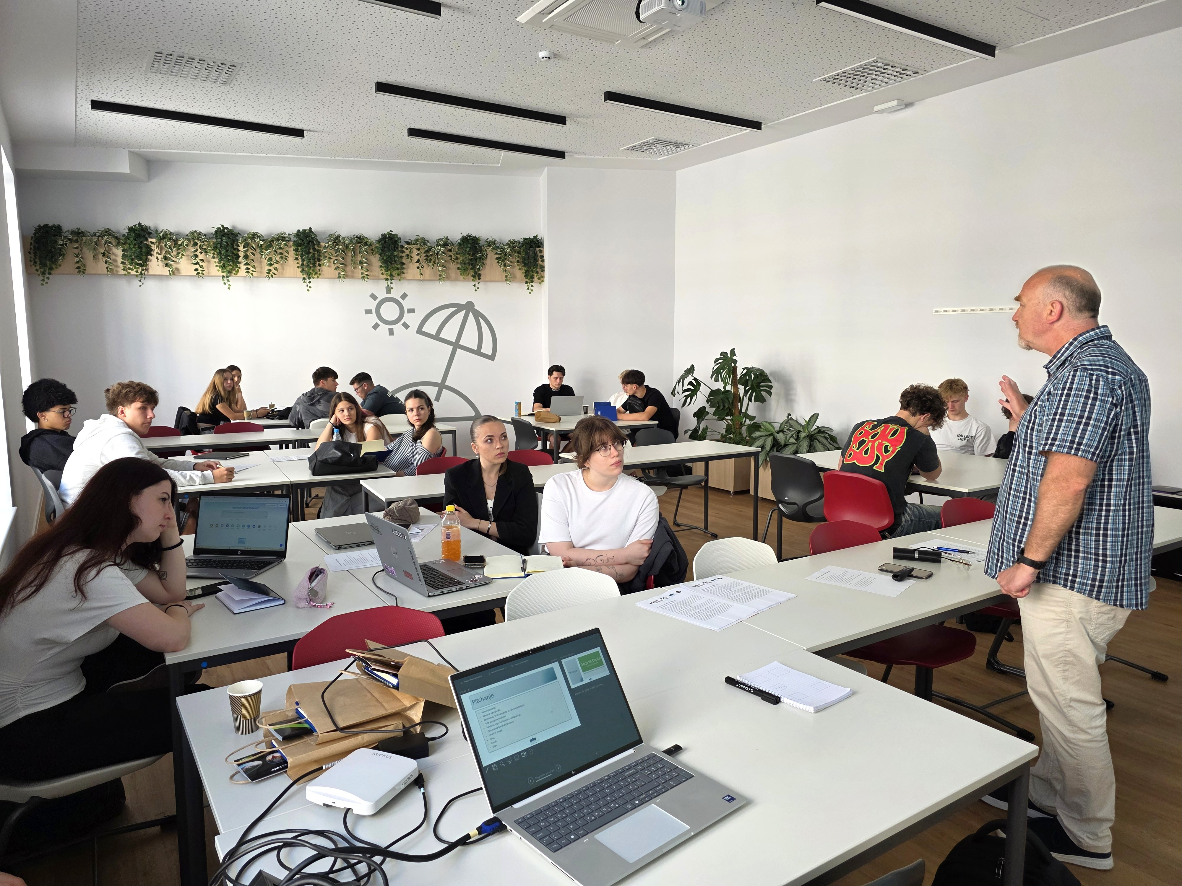 Prvi turistično-podjetniški hackathon v Brežicah