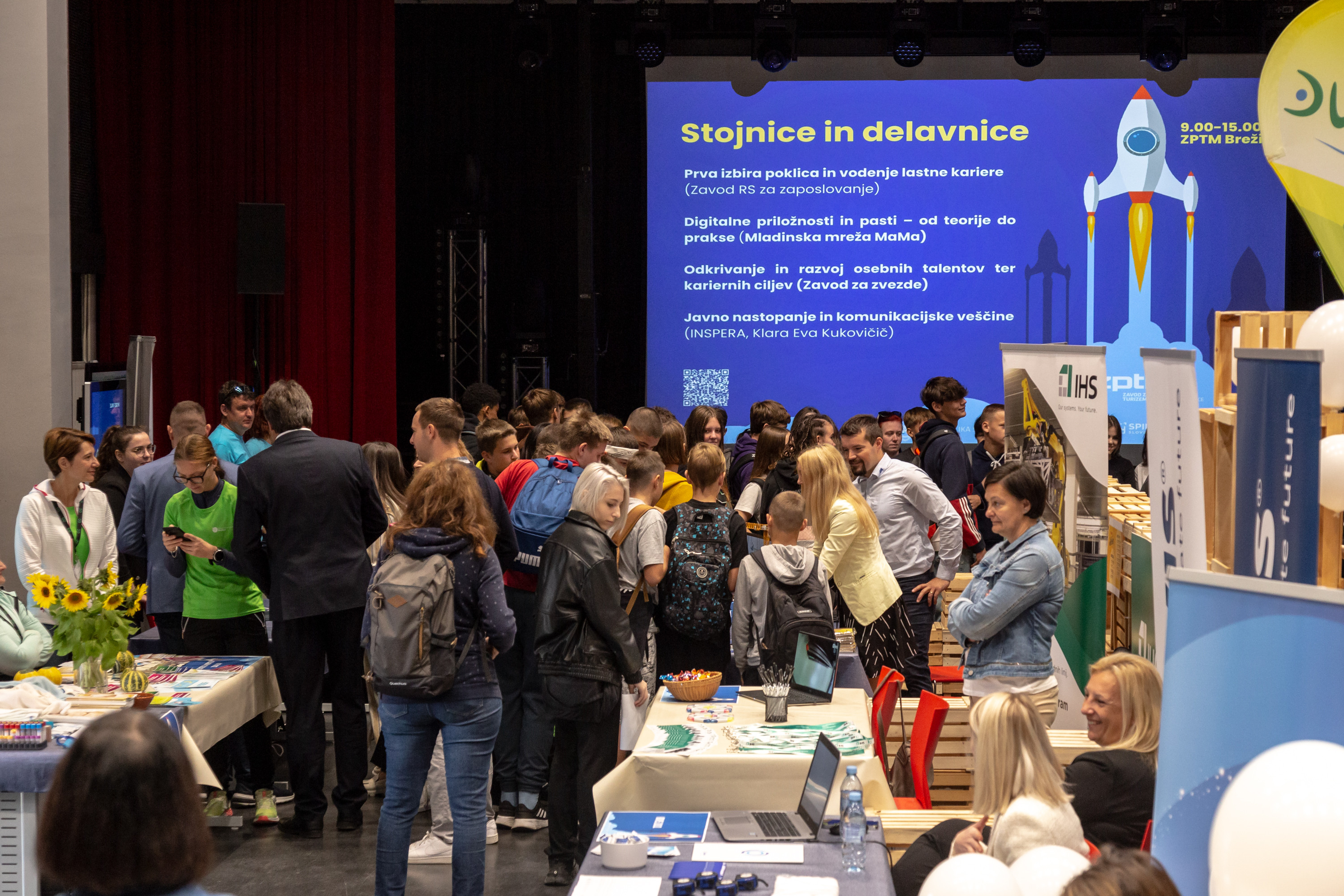 Več kot 300 mladih spoznalo priložnosti v regiji Posavje