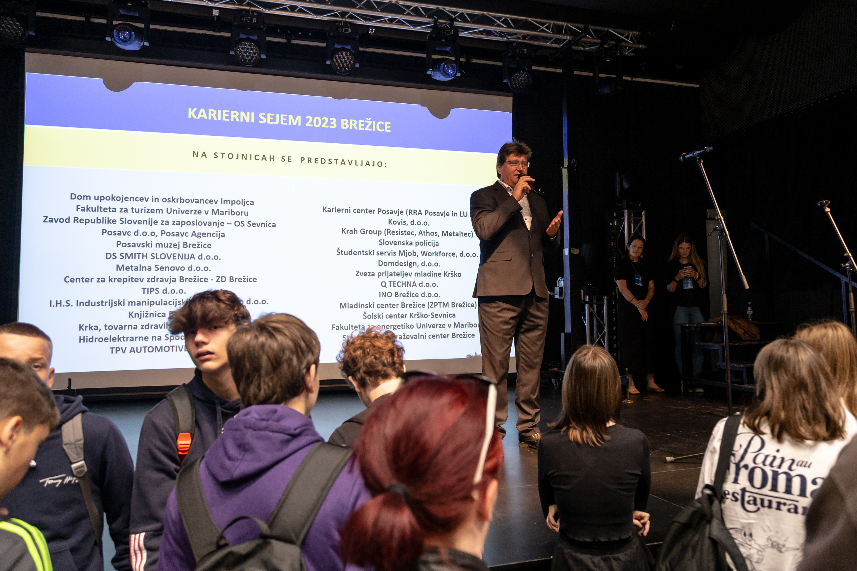 Več kot 300 mladih spoznalo priložnosti v regiji Posavje