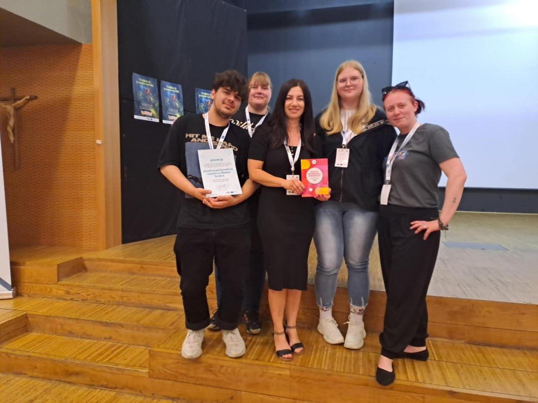 505298451_1258477199615315_4161953510097019185_n (1)