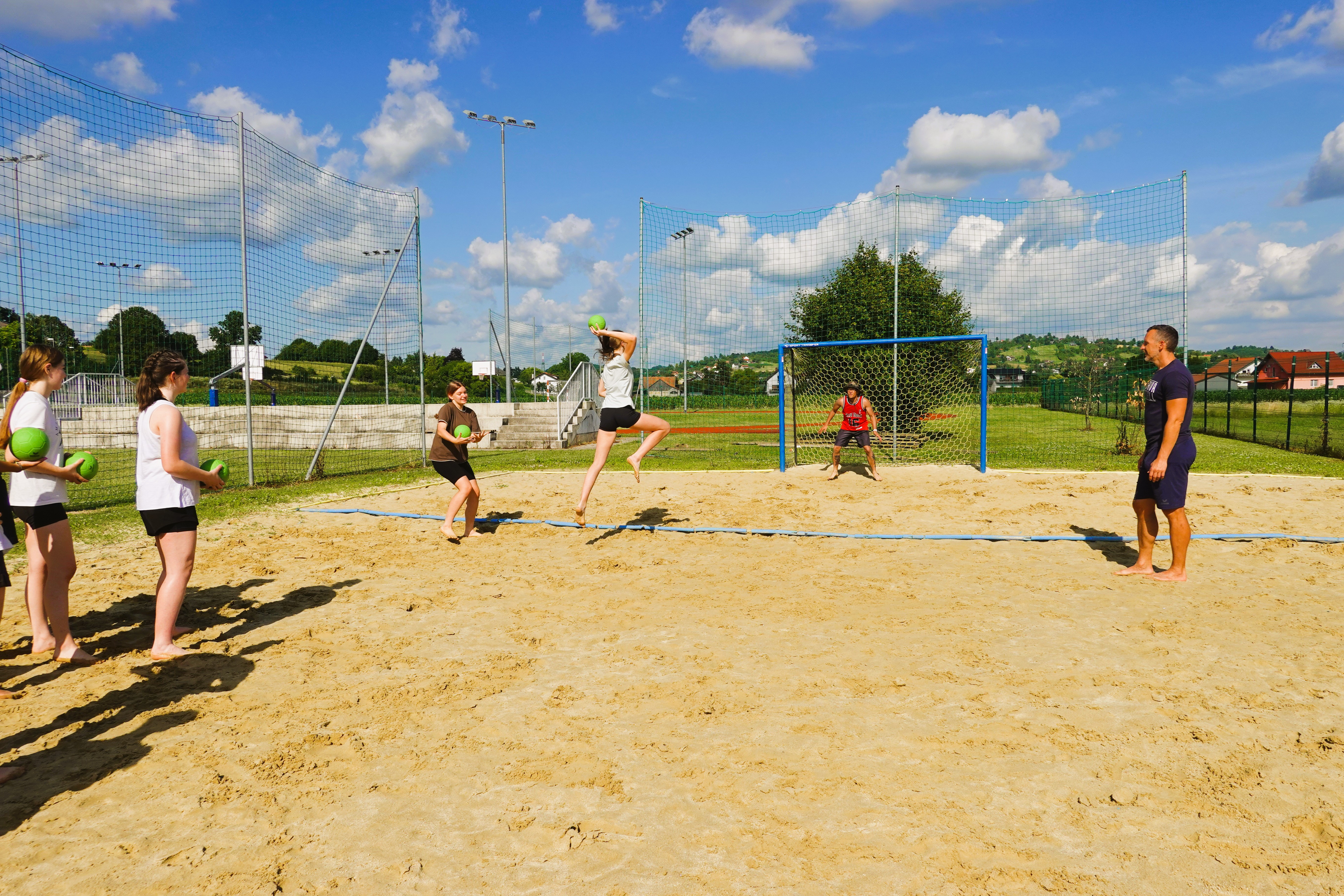 Uspešno izveden prvi mednarodni športni HEPA kamp