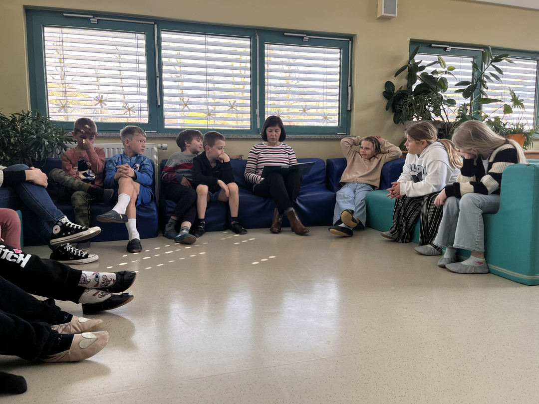 Medgeneracijsko branje na OŠ Bizeljsko