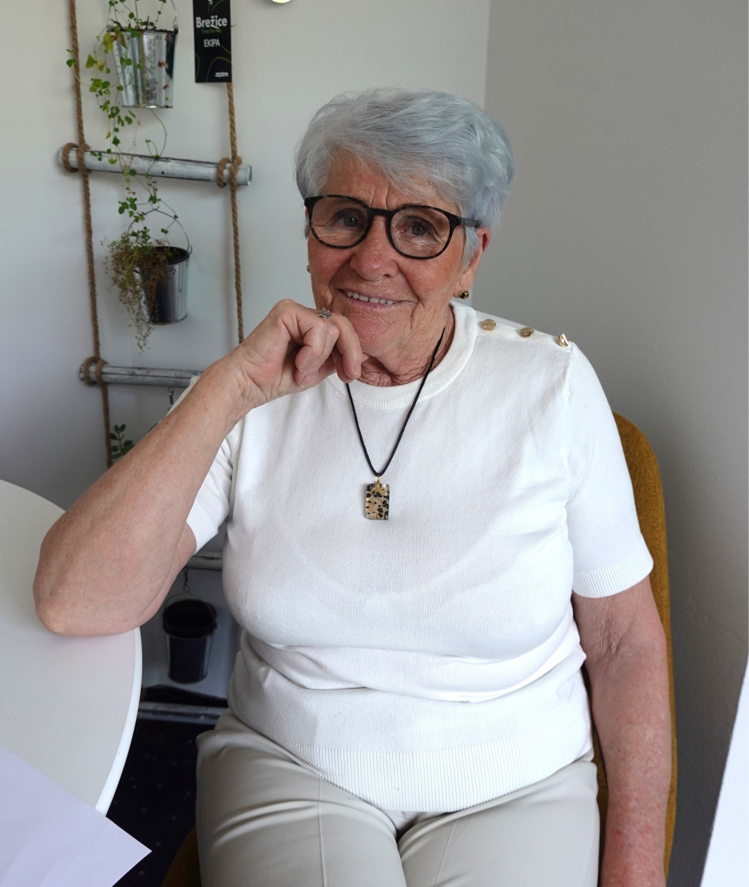 Metka odhaja, vez(eneje) ostaja