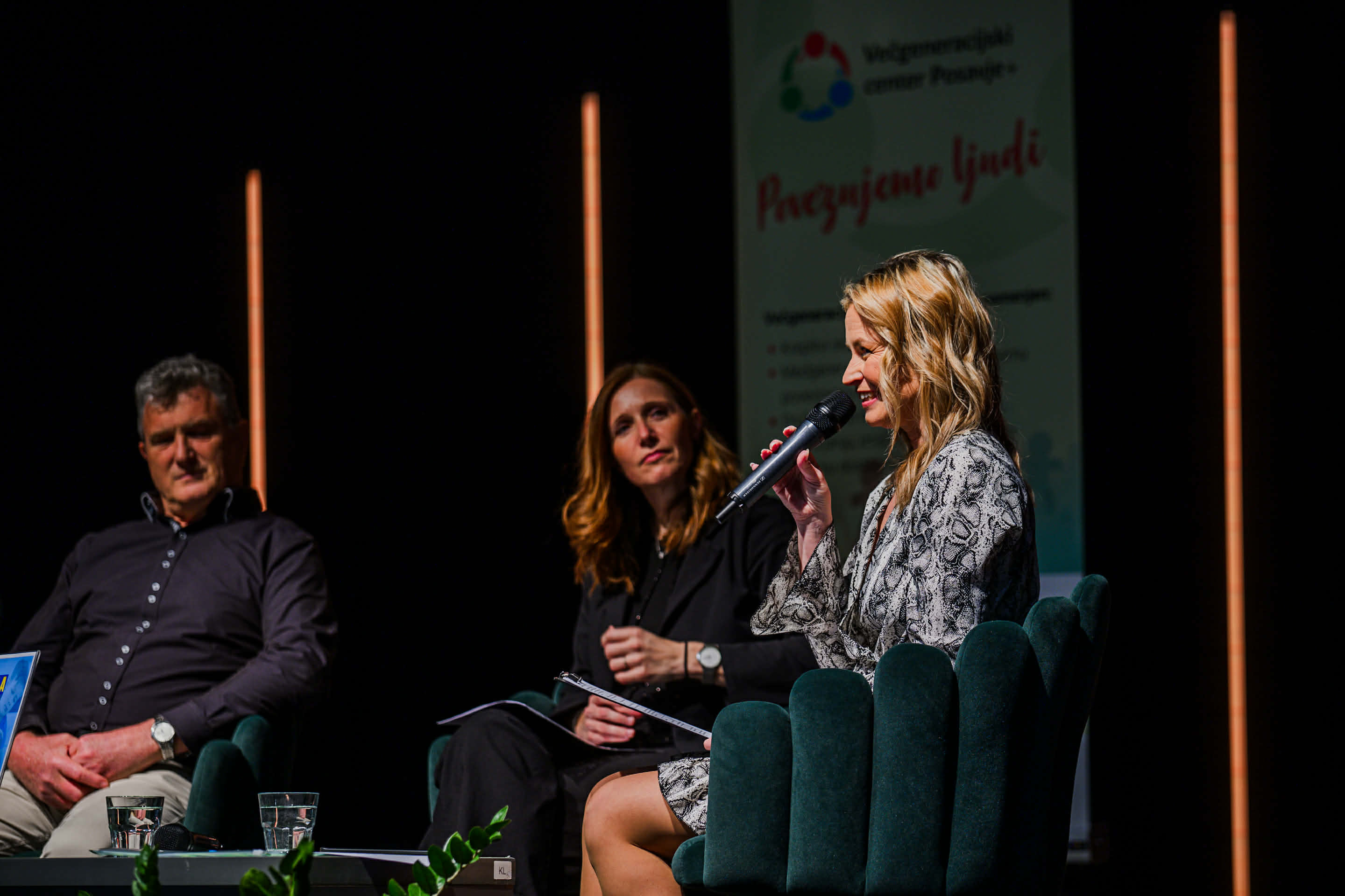 Okrogla miza o avtizmu