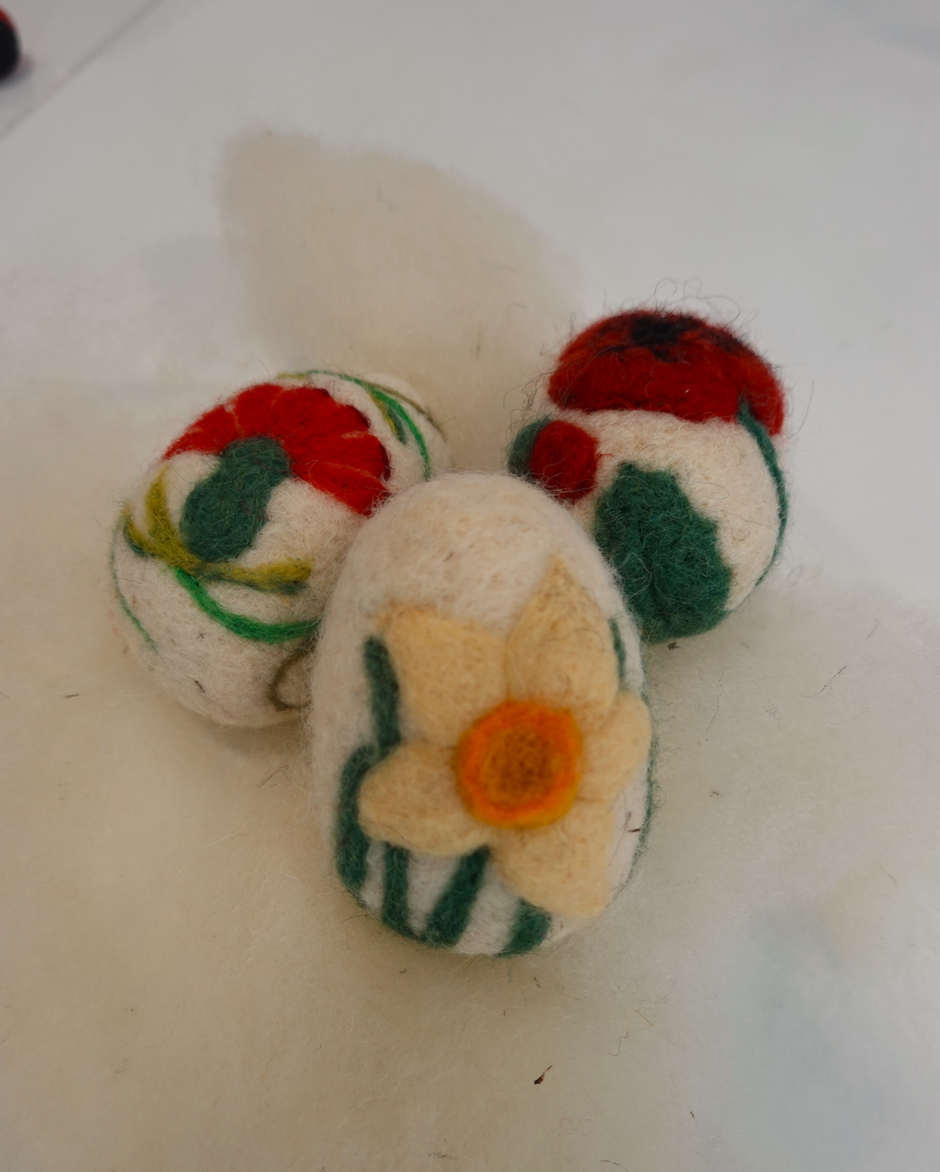 Polstenje velikonočnih jajčk