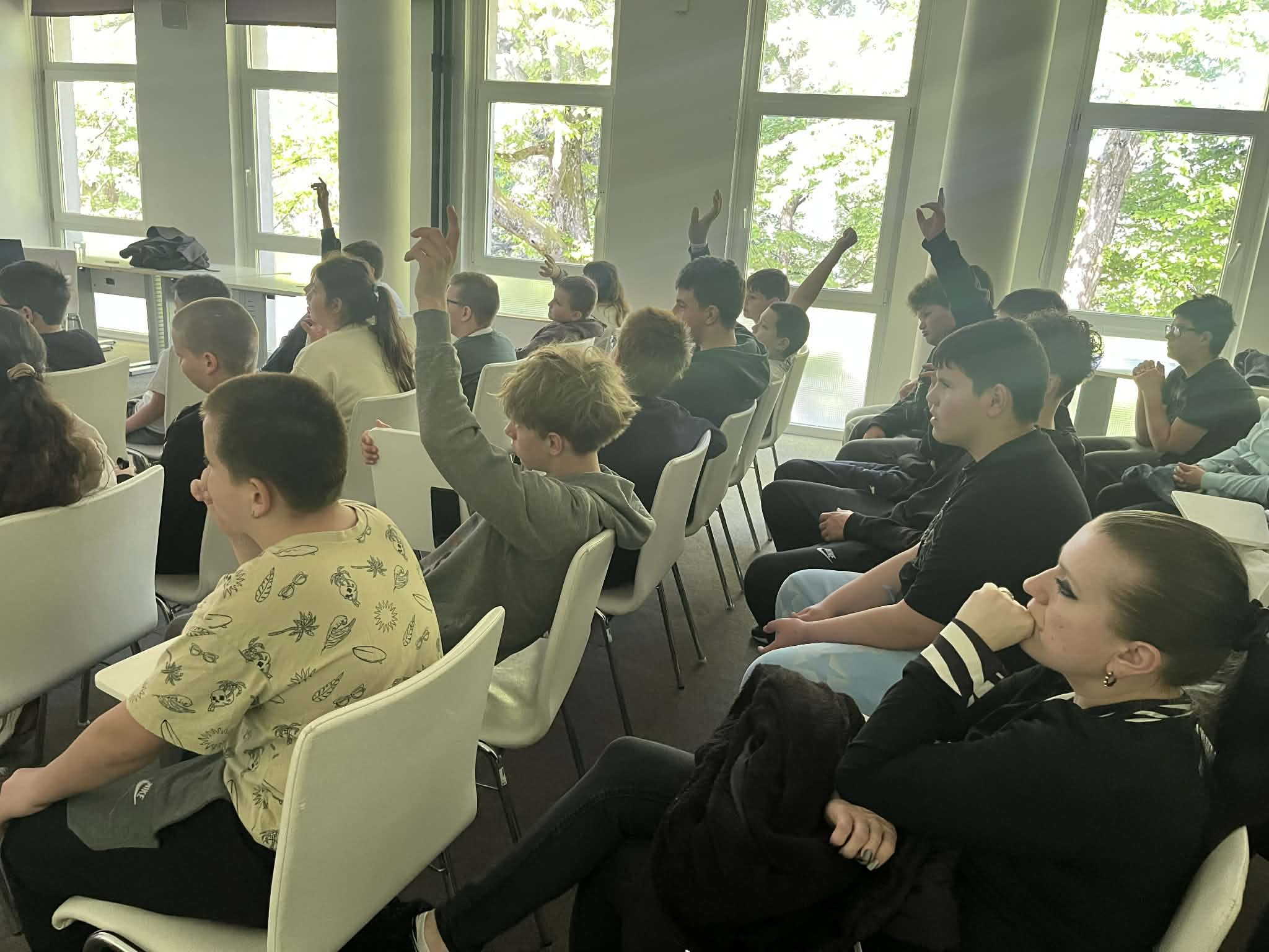 Potopisno predavanje in aktivnosti Otroci sveta