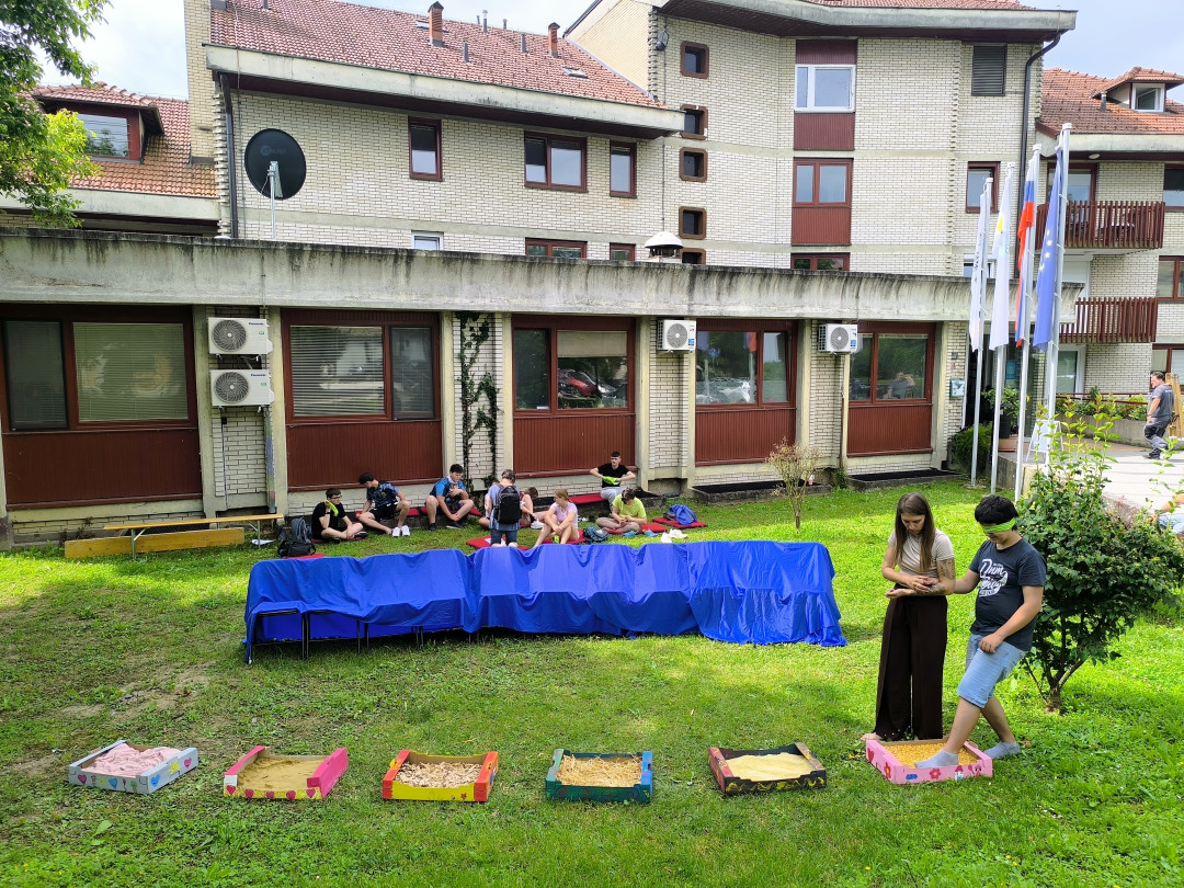 Senzorna izkušnja za otroke OŠ