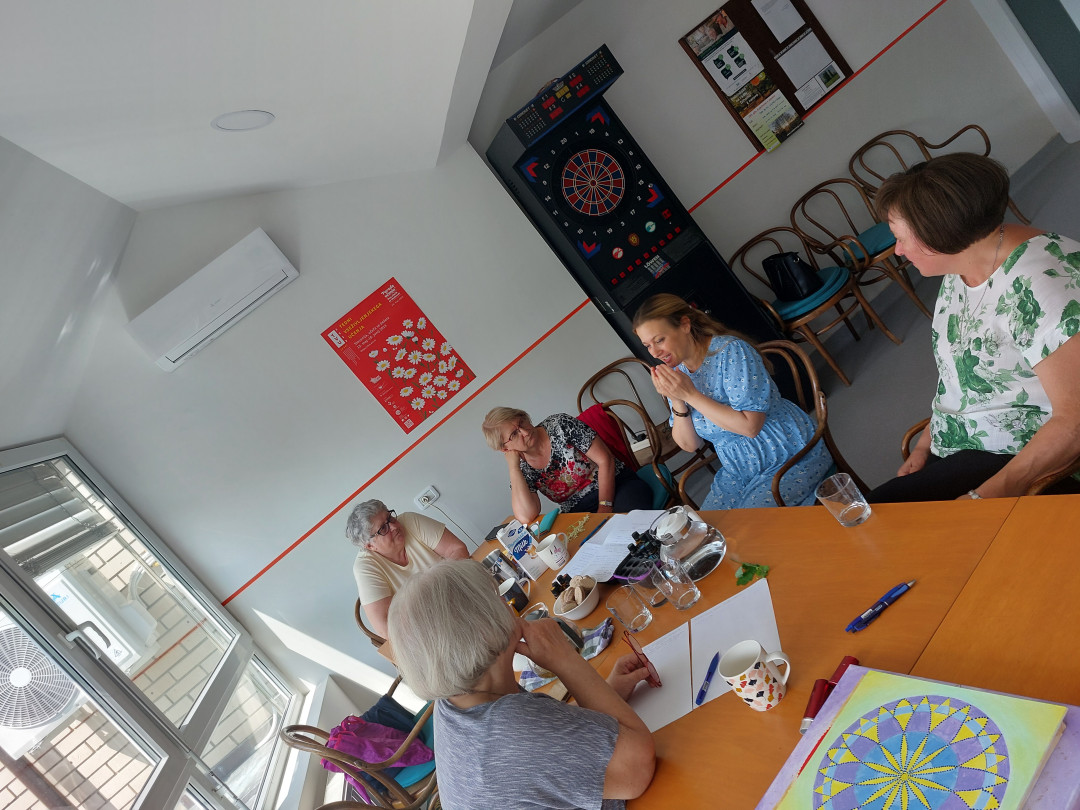 Srečanja ob kavi in čaju