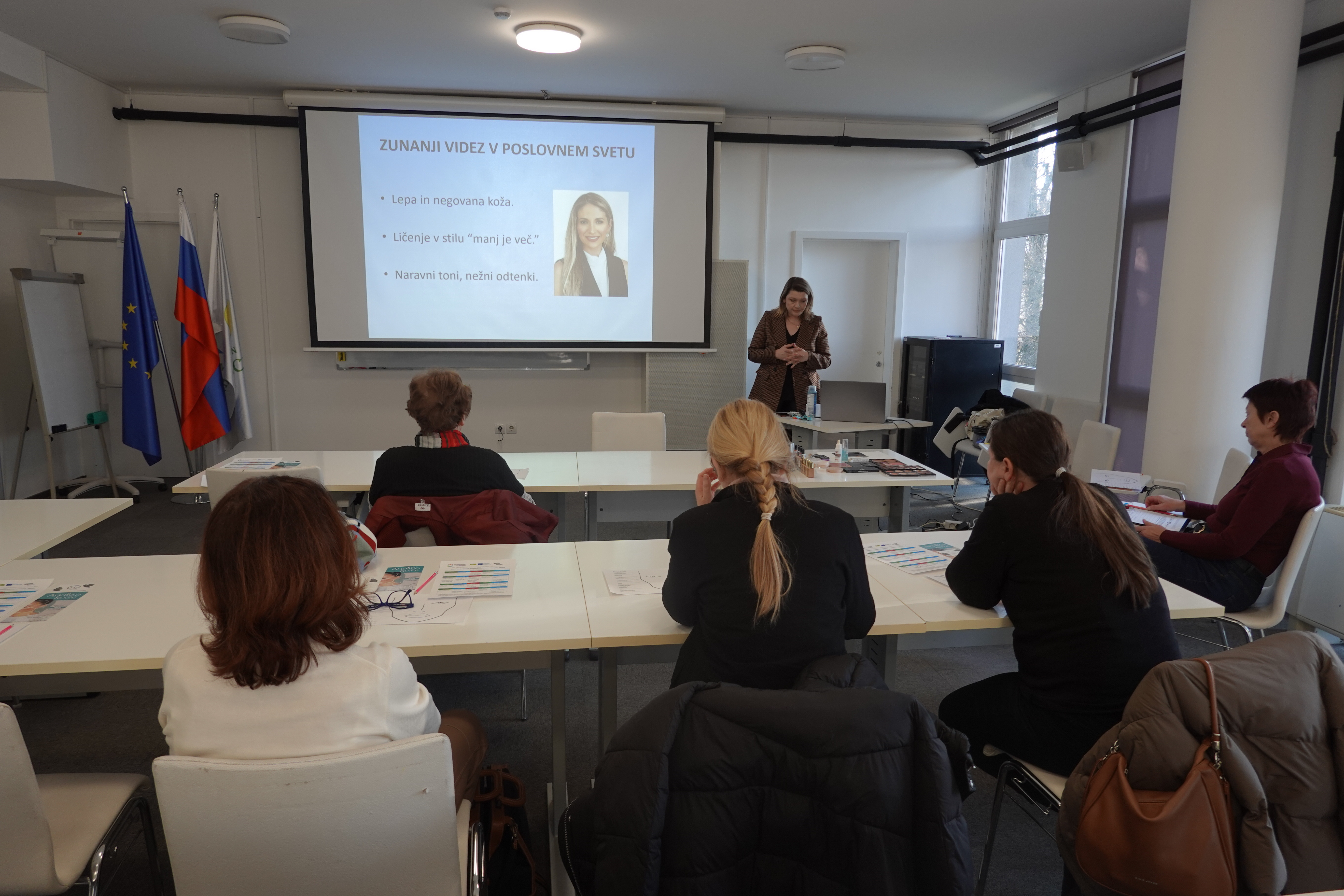 Tečaj samopodobe, nege obraza in ličenja