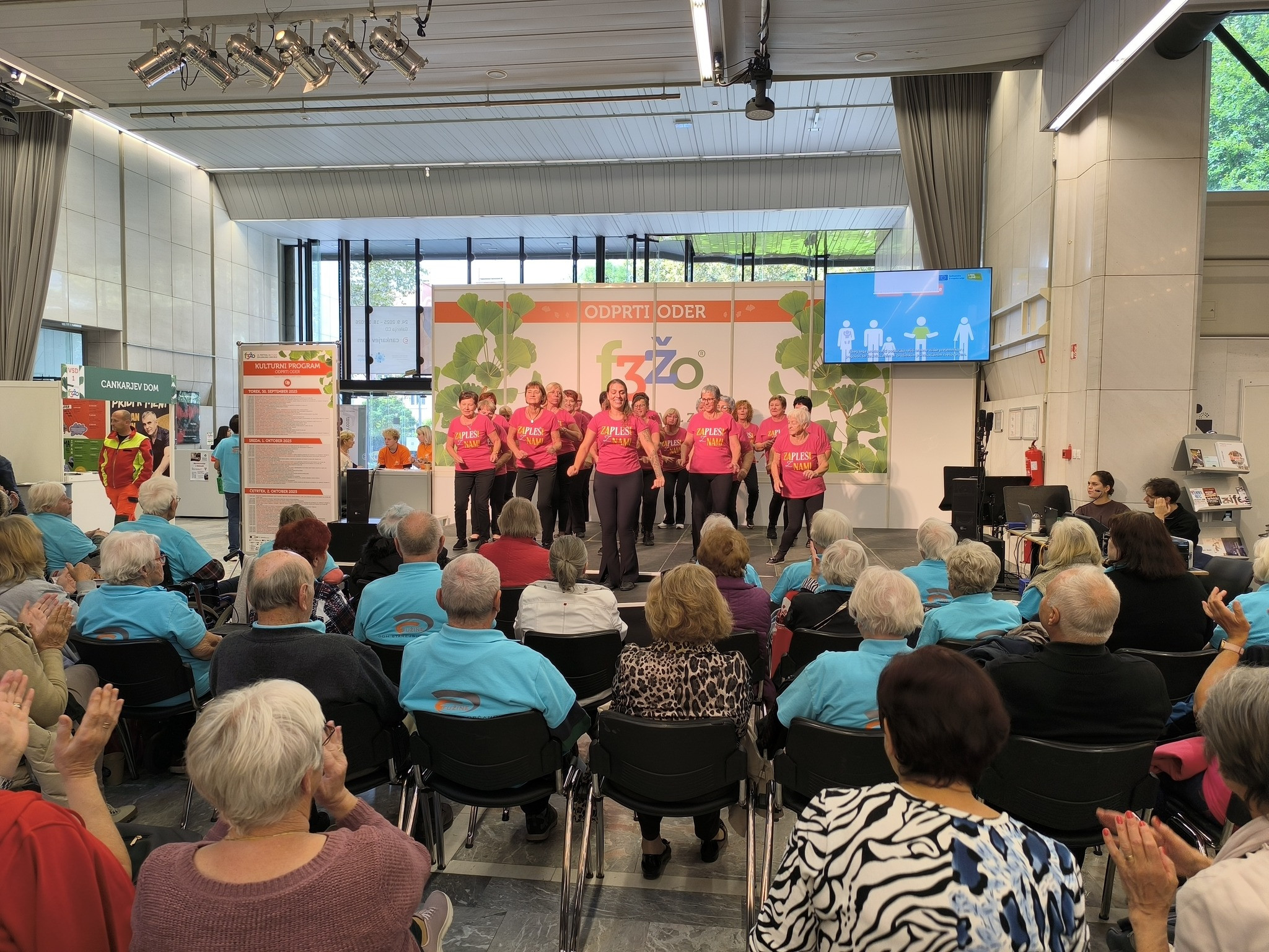 »Zapleši z nami« – ko ples povezuje srca