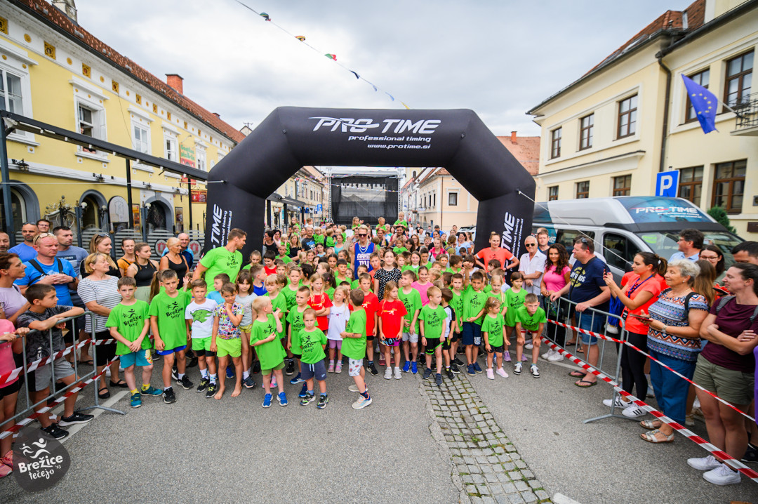 Anketa za lokalne prebivalce o zadovoljstvu s turizmom na Bledu