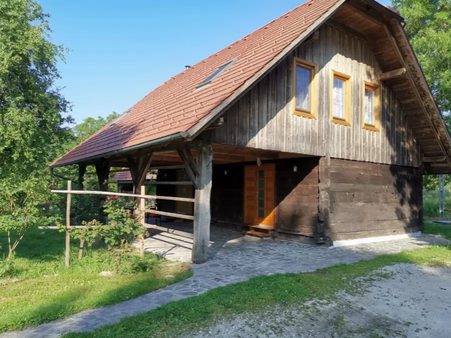 Apartmaja Vetrovi Šumijo