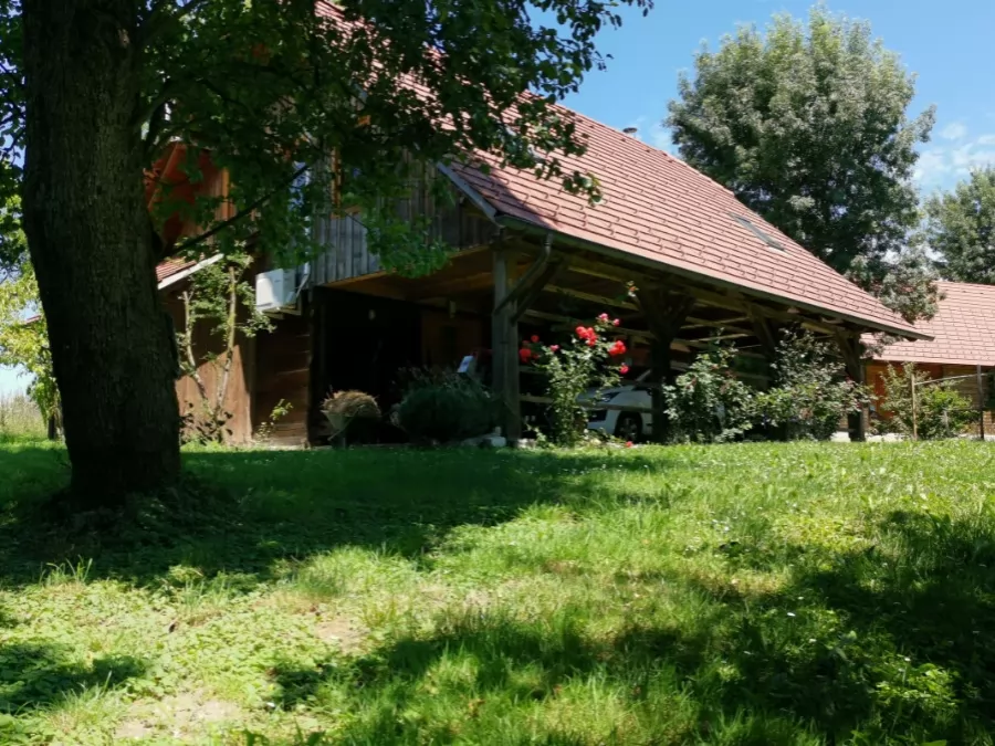 Apartmaja Vetrovi Šumijo