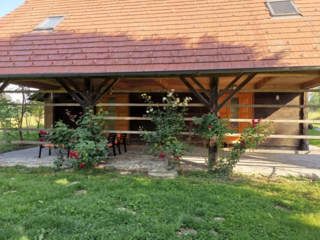 Apartmaja Vetrovi Šumijo