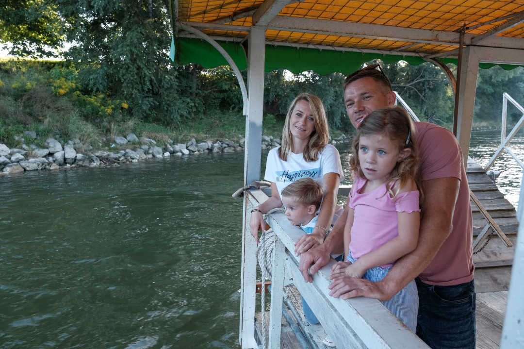 Cabble ferrying heritage in Mostec