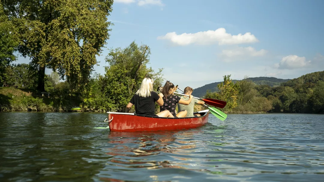 Canoe rental - Milan Jamnik