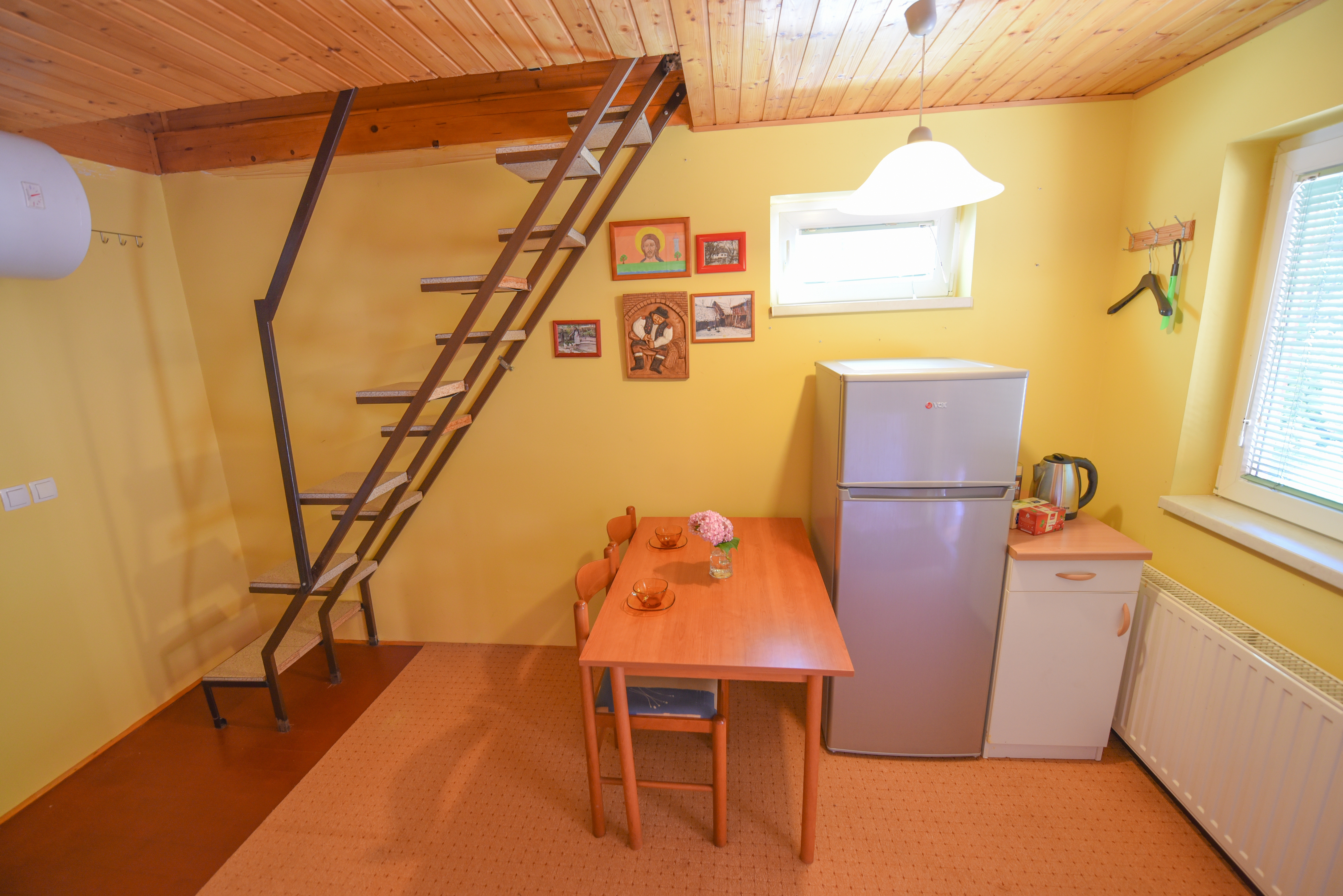 Central Brežice Chalet & Parking