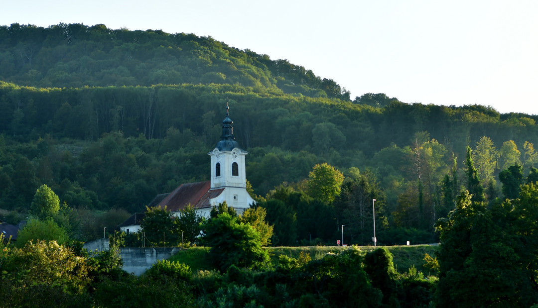Tam, kjer vzhaja sonce nad Slovenijo - Čatež