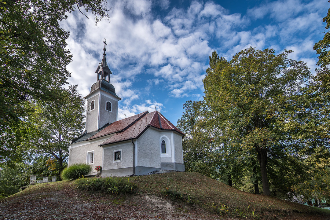 Cerkev sv. Križa, Dednja vas