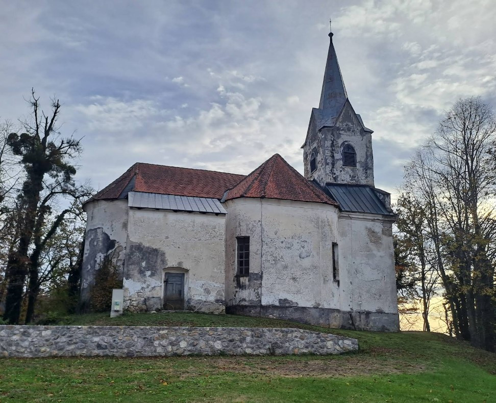 Cerkev sv. Ožbalt, Pečice