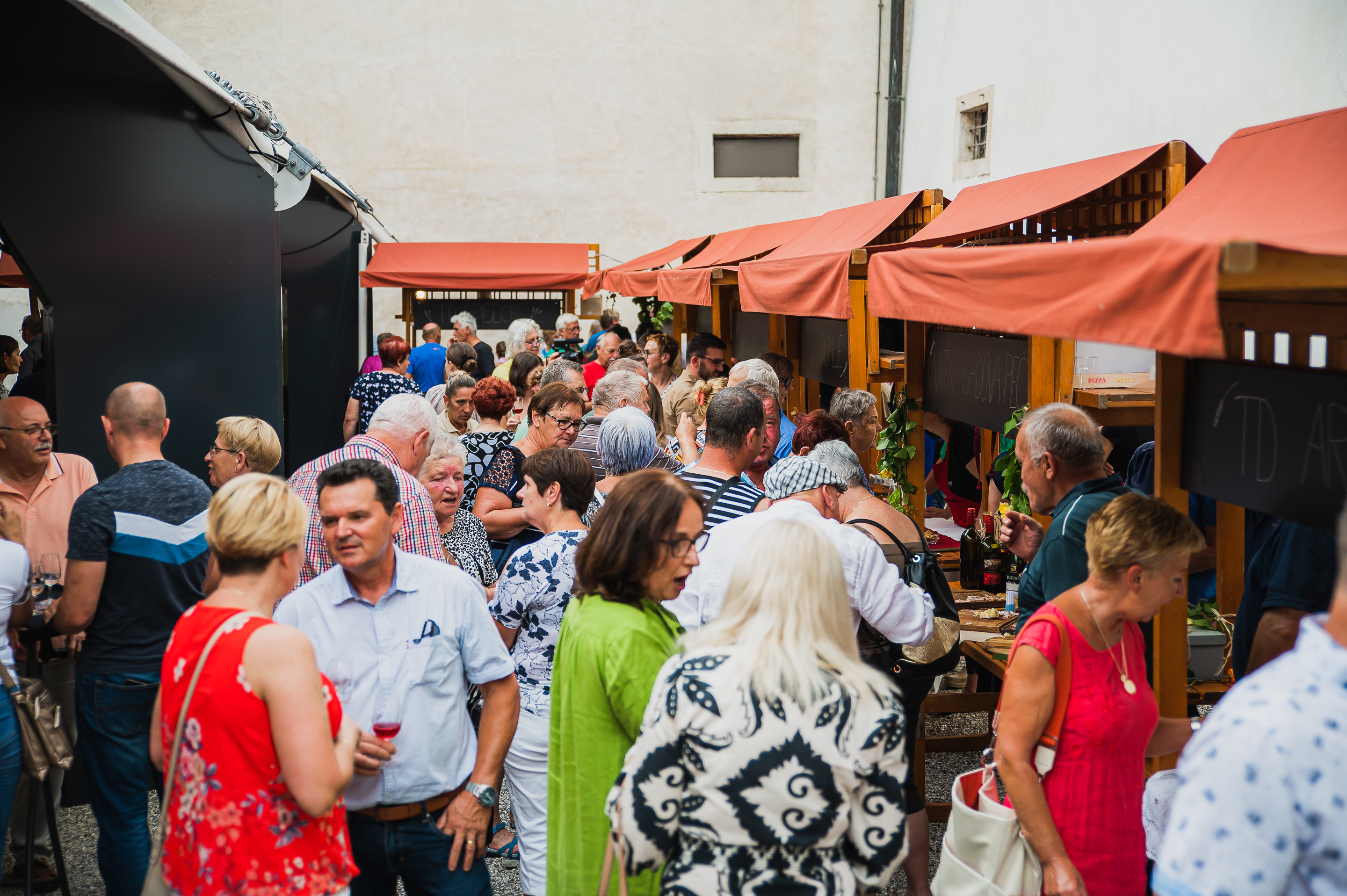 Dan kruha, vina in salam ’24