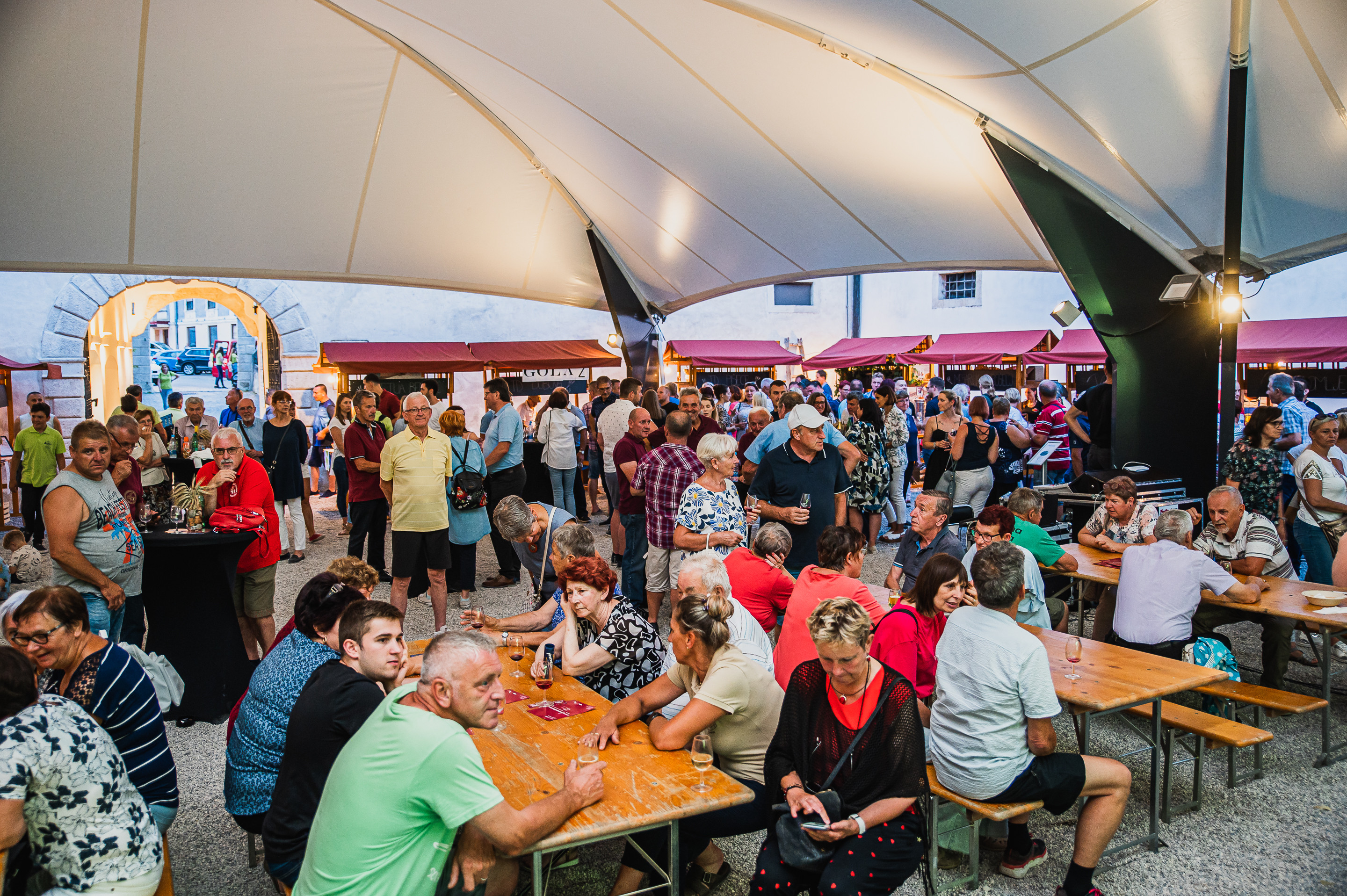 Dan kruha, vina in salam ’24