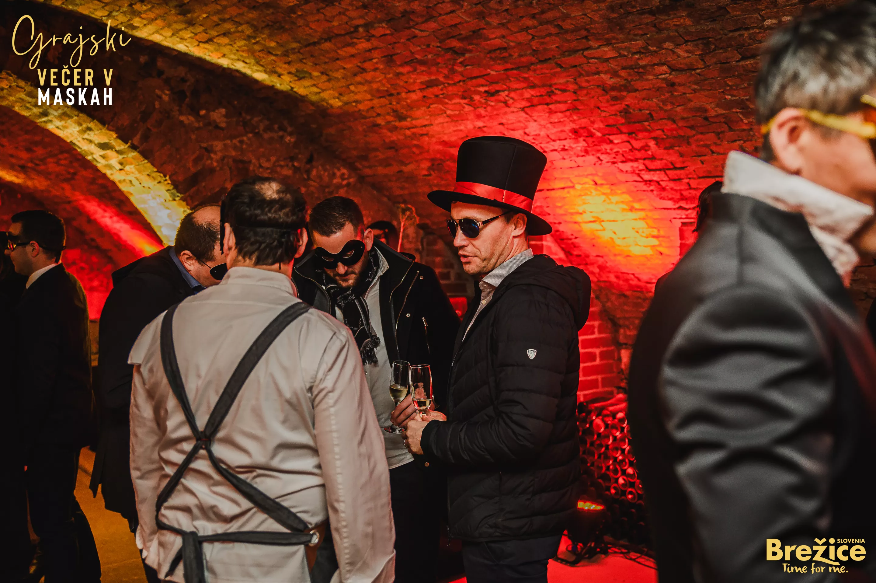 Grajski večer v maskah navdušil obiskovalce