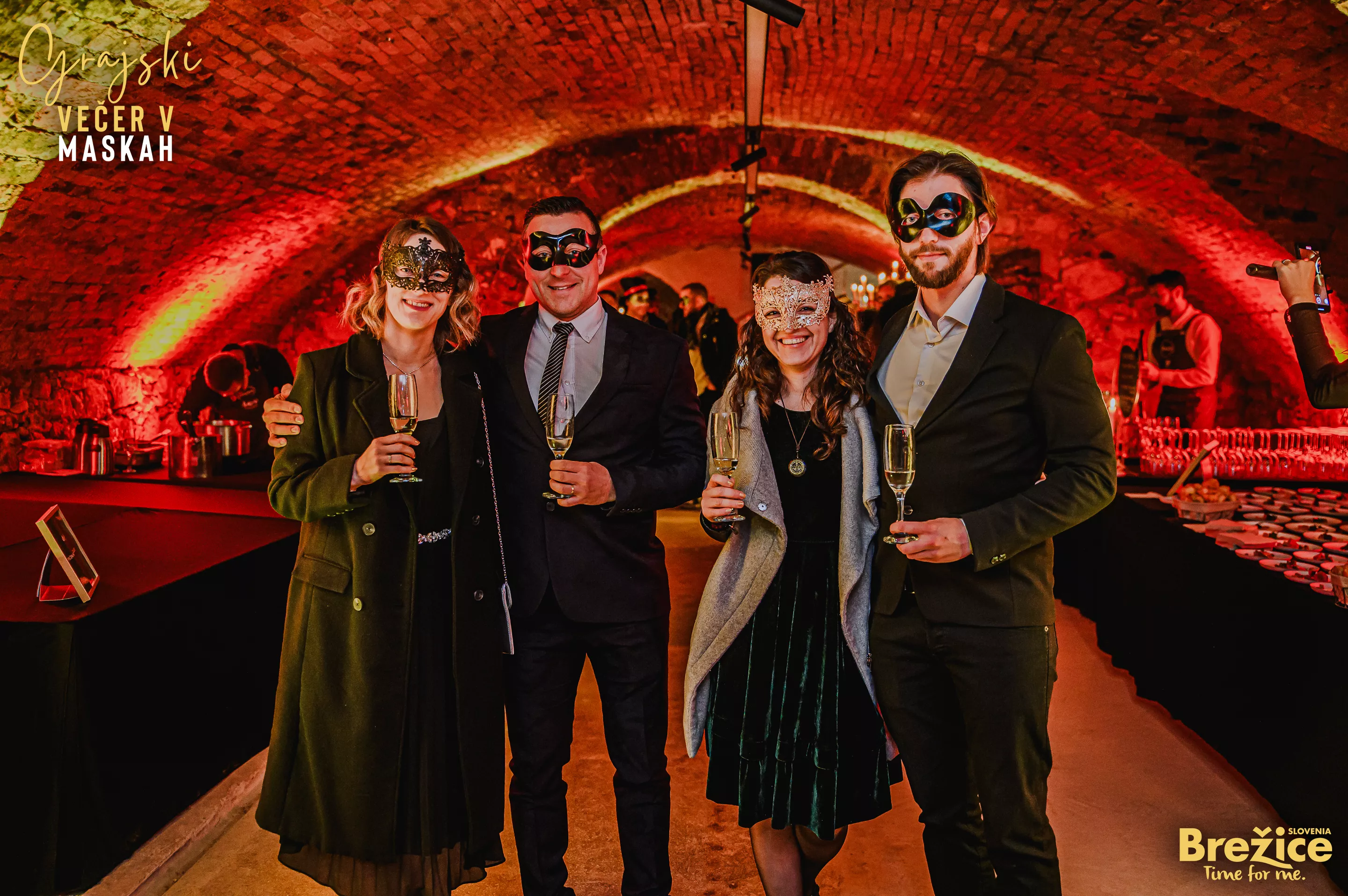 Grajski večer v maskah navdušil obiskovalce