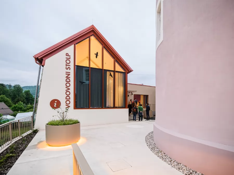 Kavarna Vodovodni stolp Brežice