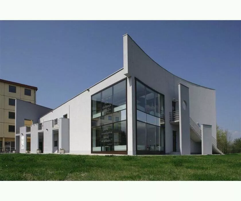 Knjižnica Brežice