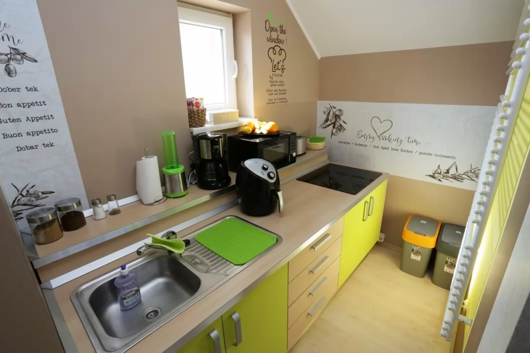 Lux Living Apartments Budič