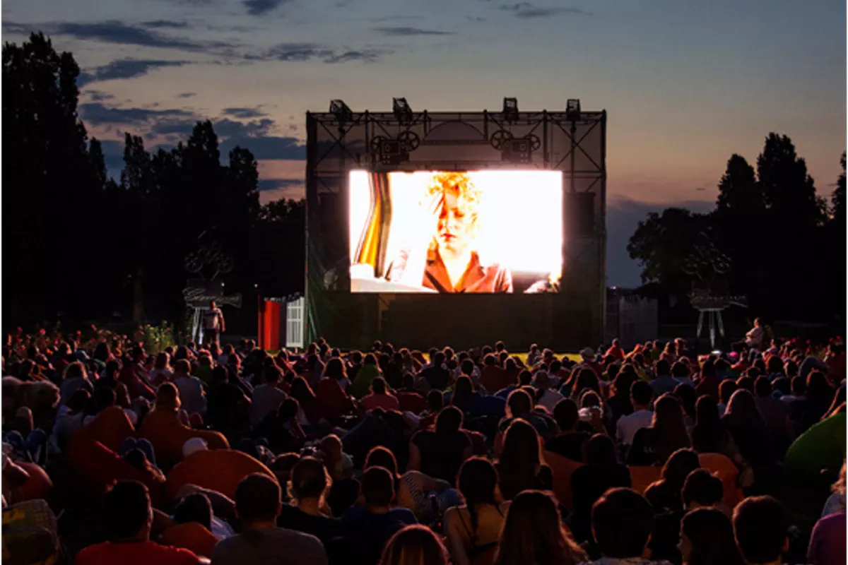 Na poletno Termalno riviero se vrača Piknik kino