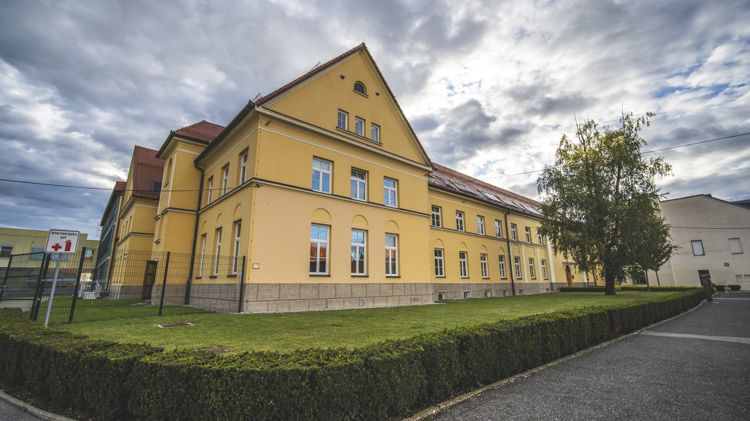 Nekdanji frančiškanski samostan