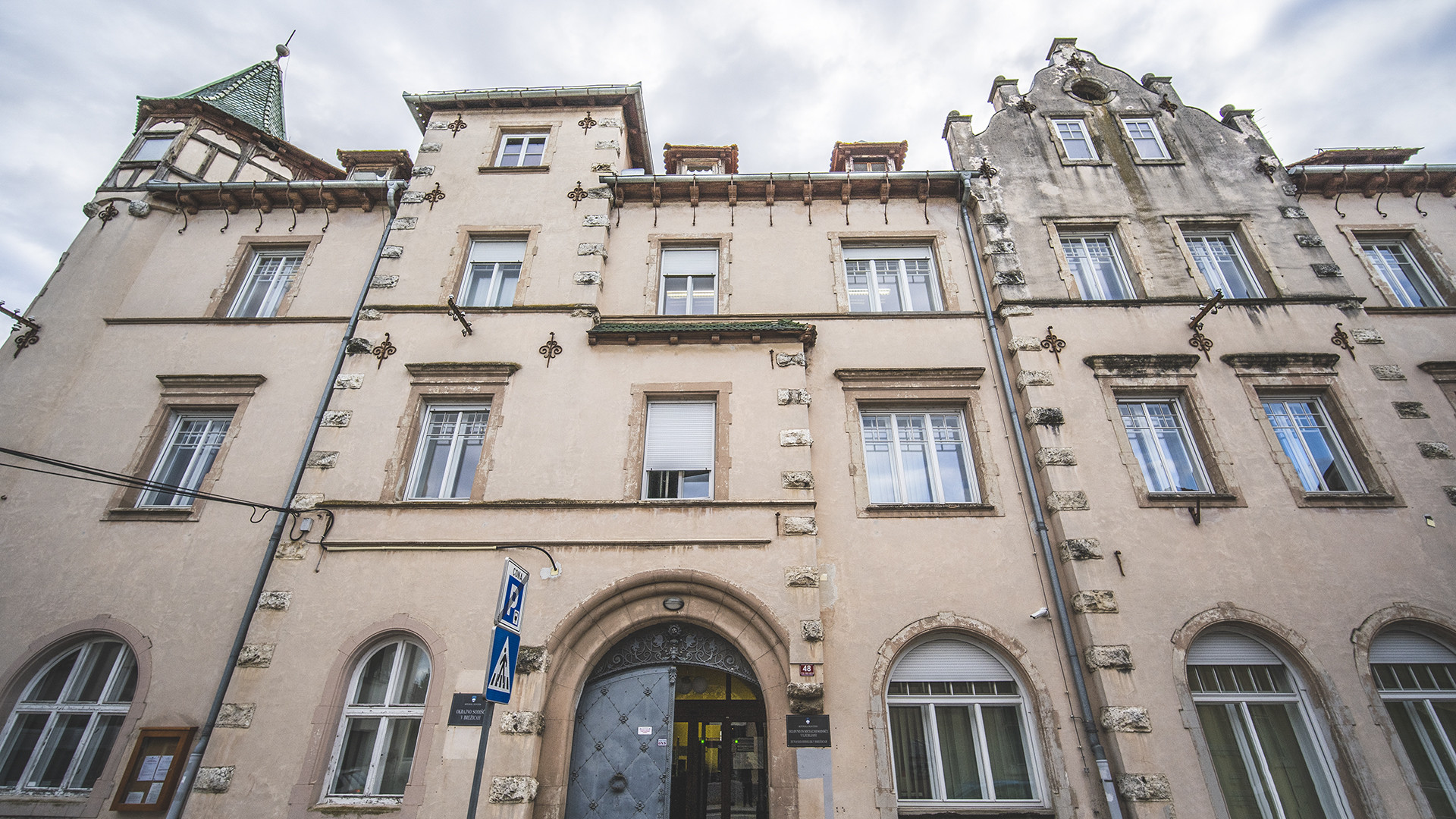 Nemški dom s hotelom Pri črnem orlu