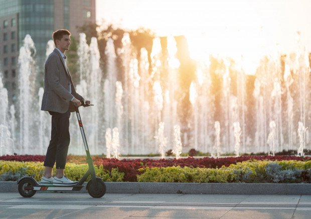 Osnove varnosti na e-skirojih