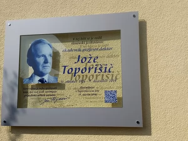 Peti sprehod od Toporišičevega trga do Toporišičeve hiše