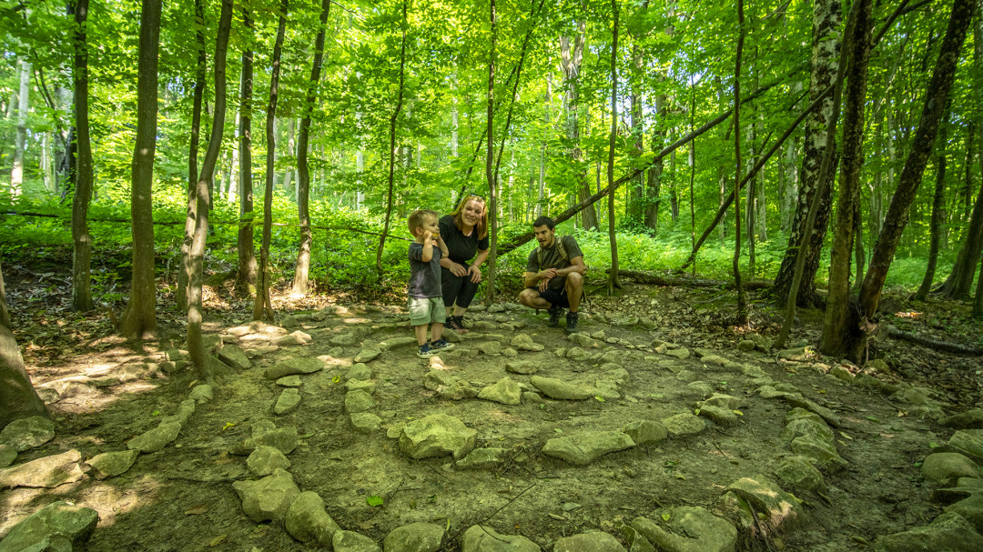 Pohod po Čateževi energijski poti z okušanjem lokalnih dobrot
