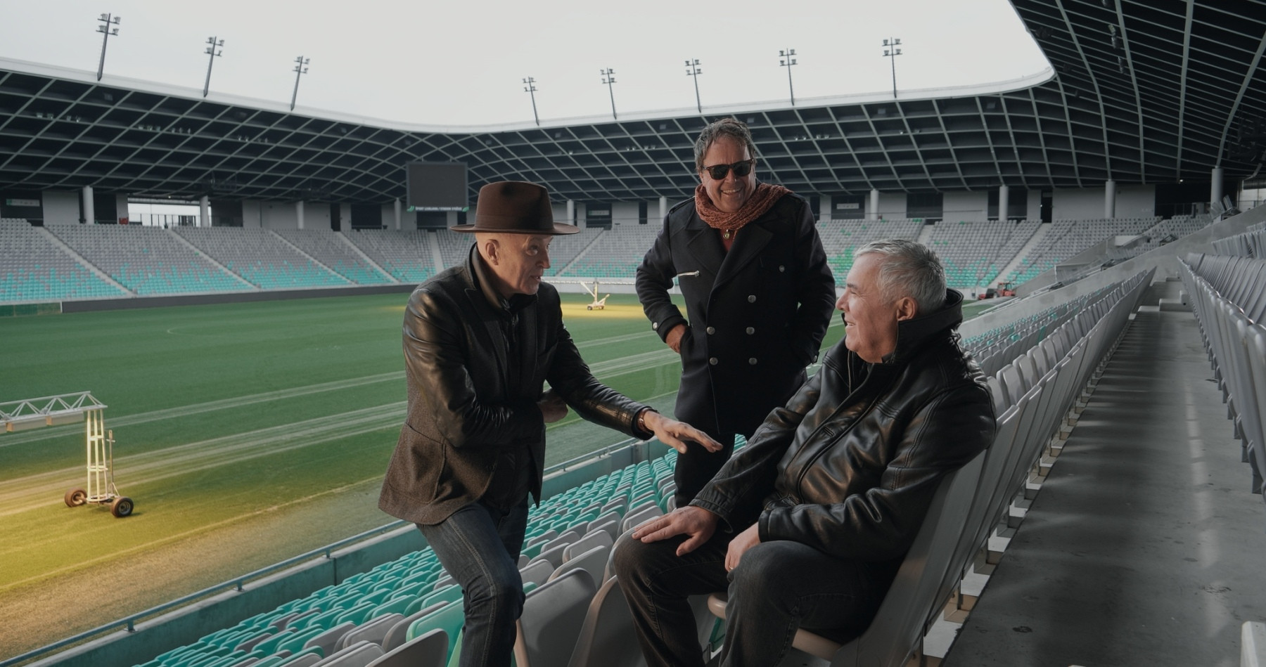 Predfilm DEJAN ZAVEC, 13. RUNDA & film PRASLOVAN