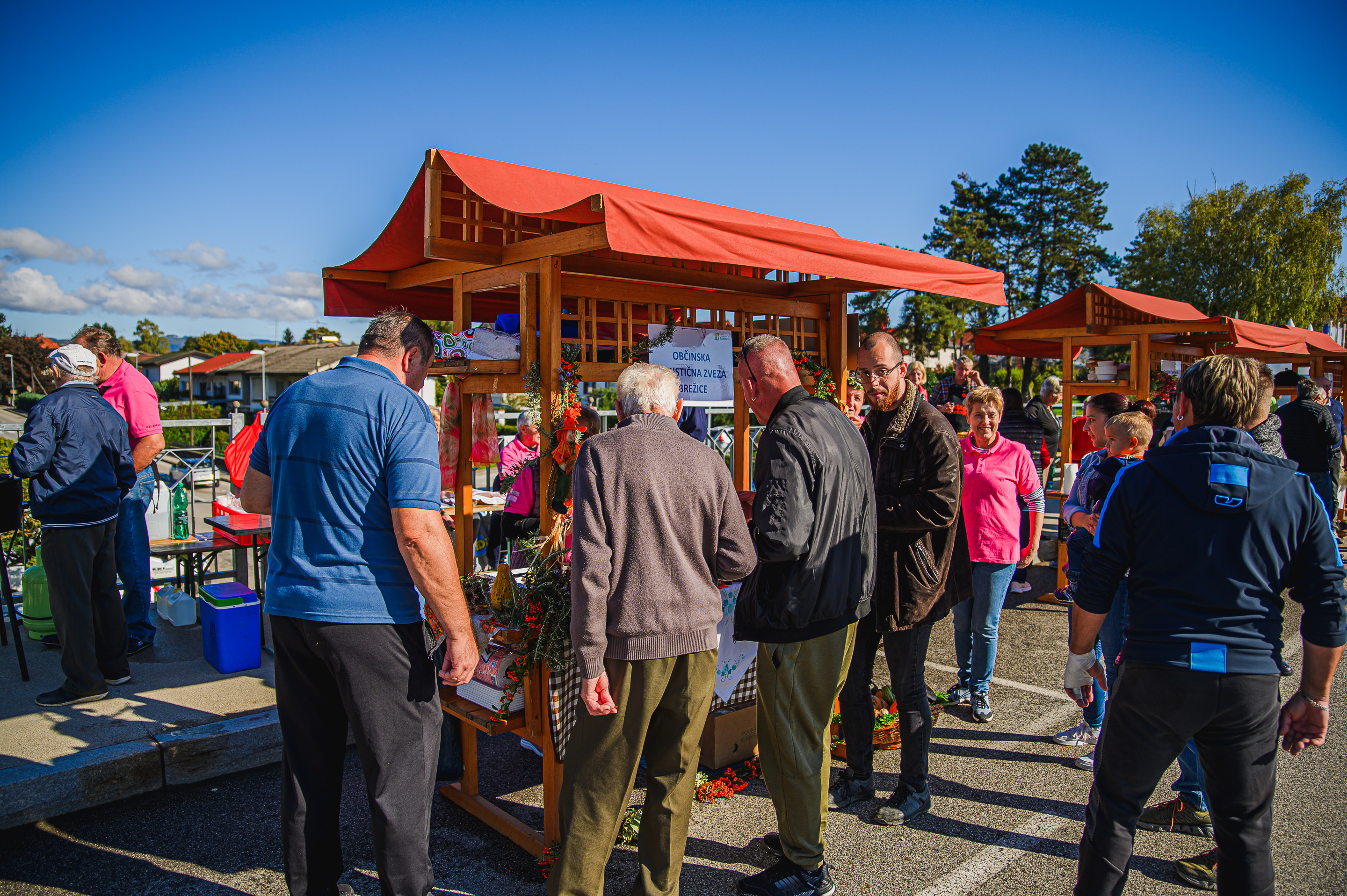 Predstavitev turističnih društev in kuhanje Županovega golaža